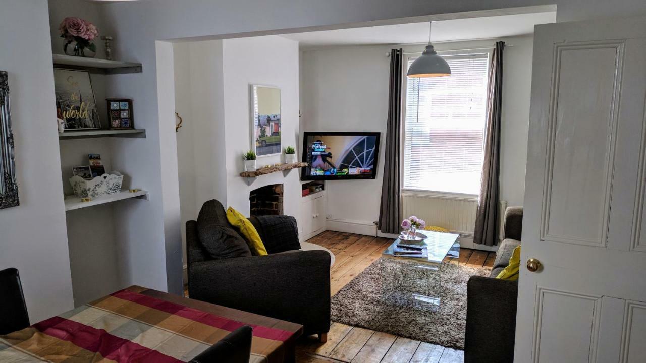 Villa Noble House Exeter Zimmer foto